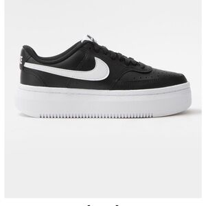 NIKE Court Vision Alta